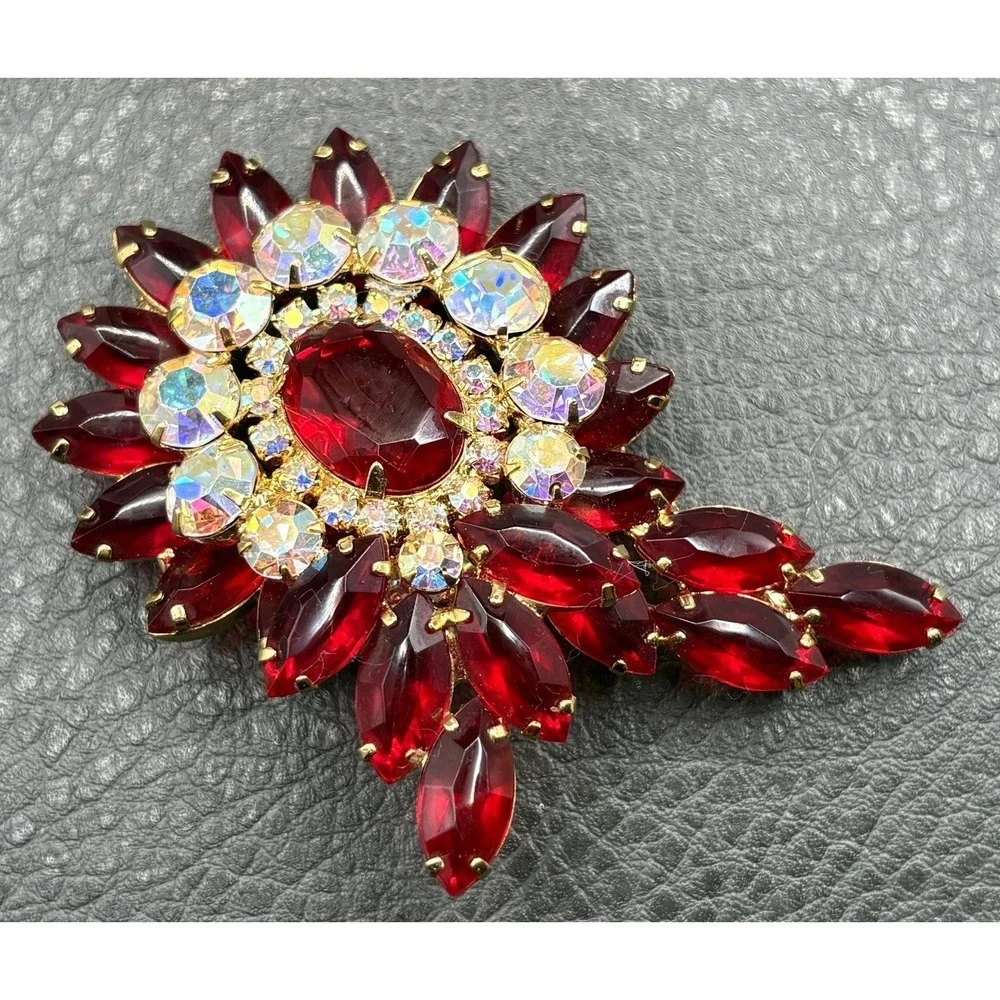 VTG Juliana Red Rhinestone Flower Brooch Aurora Borealis Crystal Gold Tone